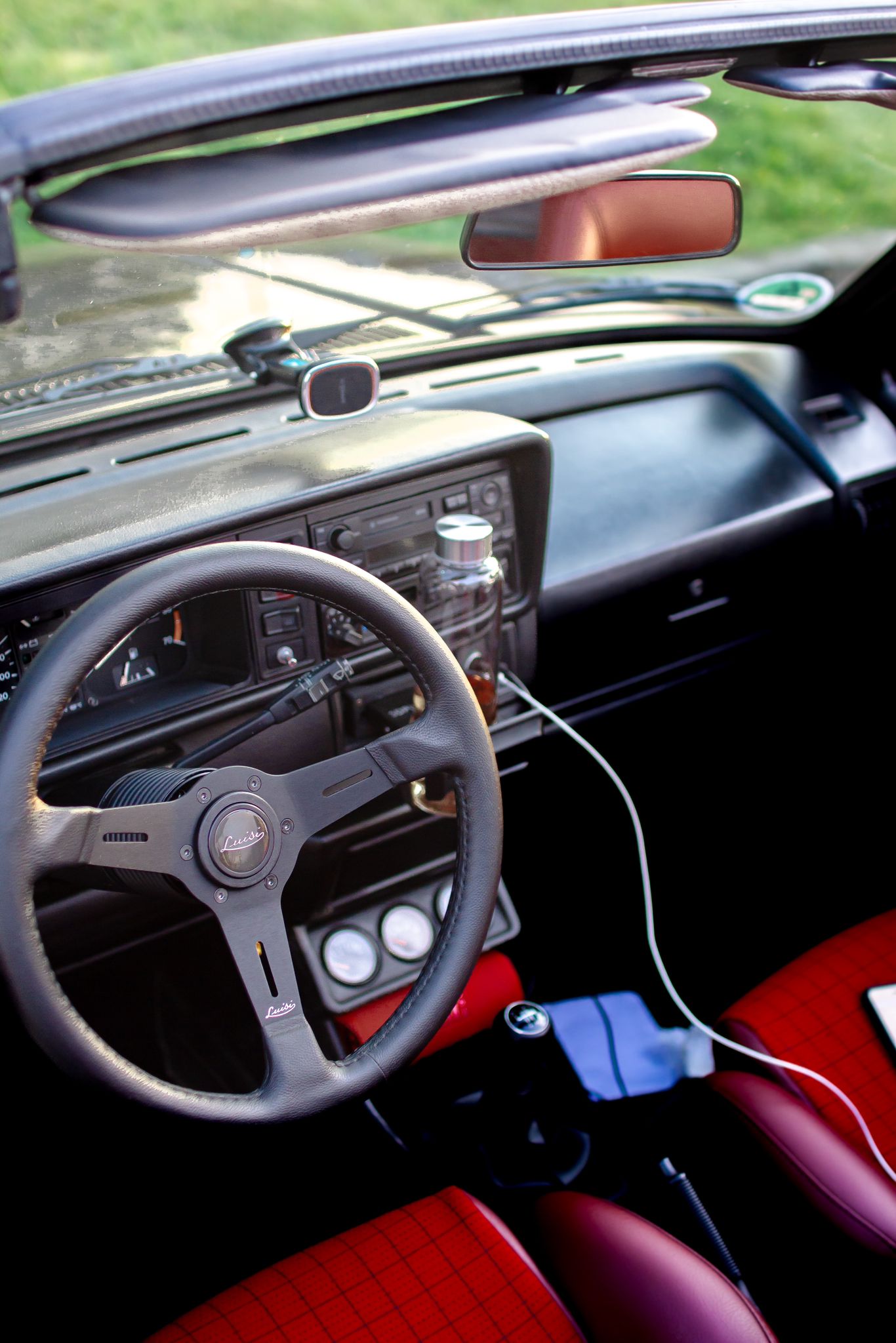 VW Golf MK 1 Cabrio Getränkhalter