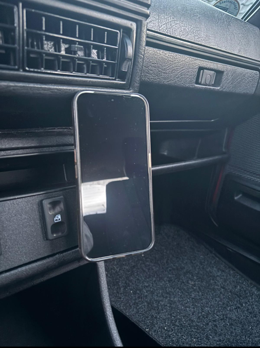 VW Golf 2/Jetta Handyhalterung(Universal)(Wirless laden Magsafe)