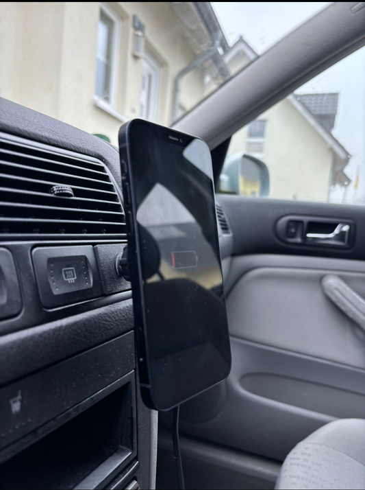 Handyhalterung Golf 4 VW – Magsafe Universal Wireless Laden Smartphonehalter